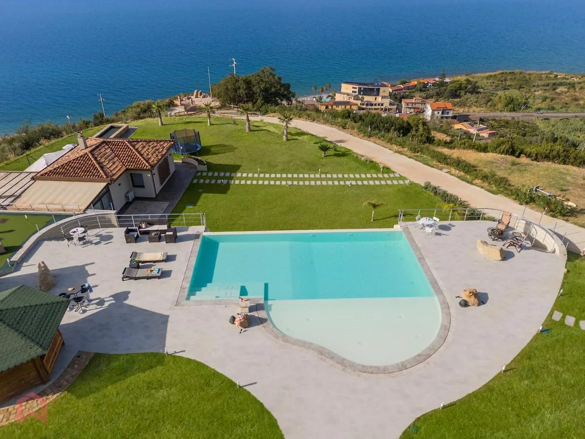 Villa Di Lusso Con Piscina A Sfioro Vicino Cefalu Santo Stefano di Camastra