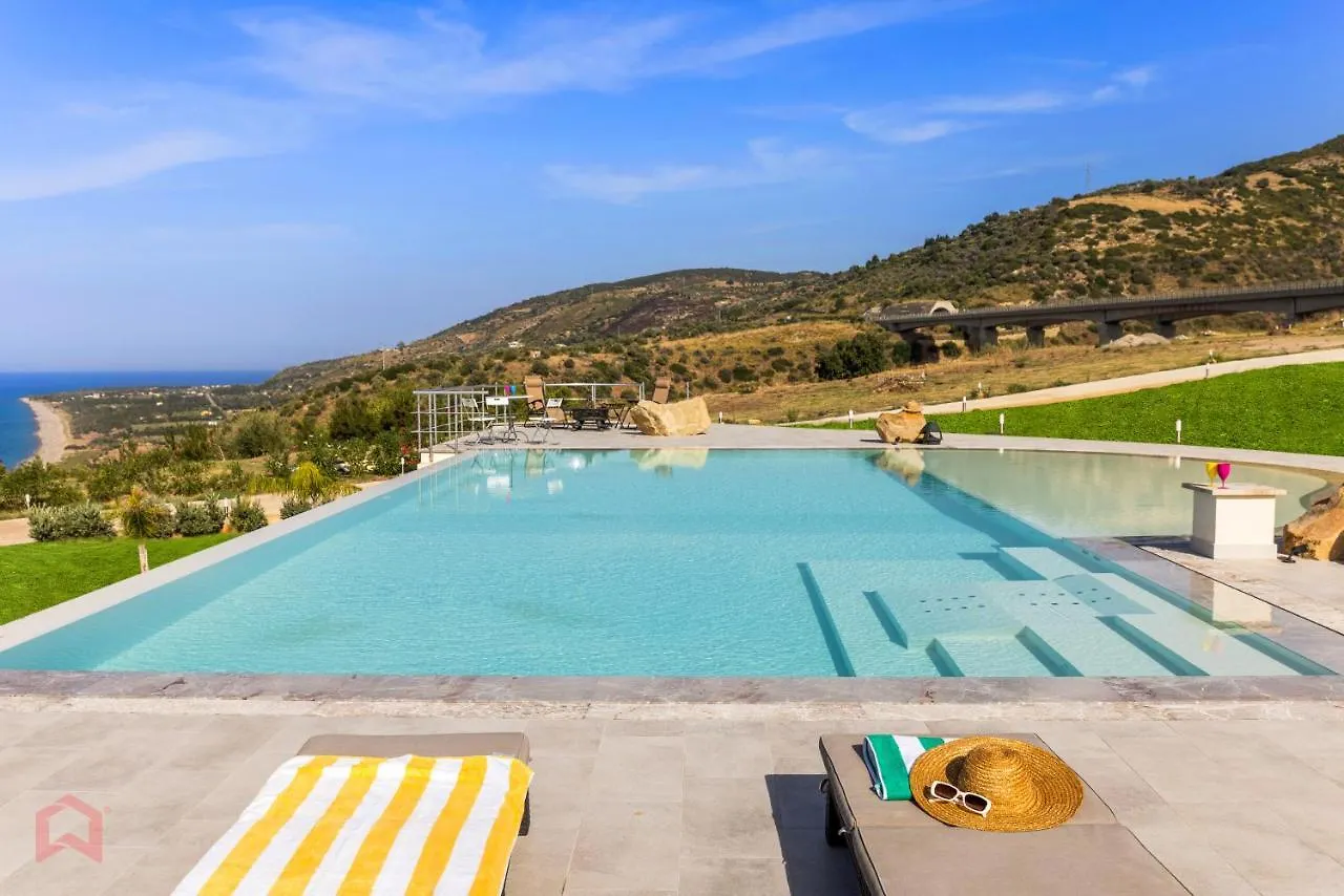 Villa Di Lusso Con Piscina A Sfioro Vicino Cefalu Santo Stefano di Camastra